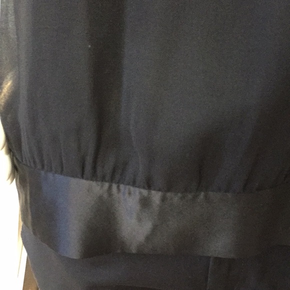 New!  Beautiful Silk Banana Republic Halter Top - Picture 6 of 7